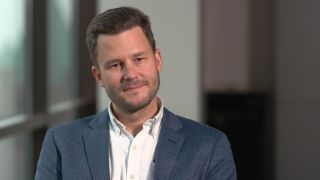 Guillaume Bonniol, vicepresidente sénior de Amplifon Hearing Health Care, durante una entrevista